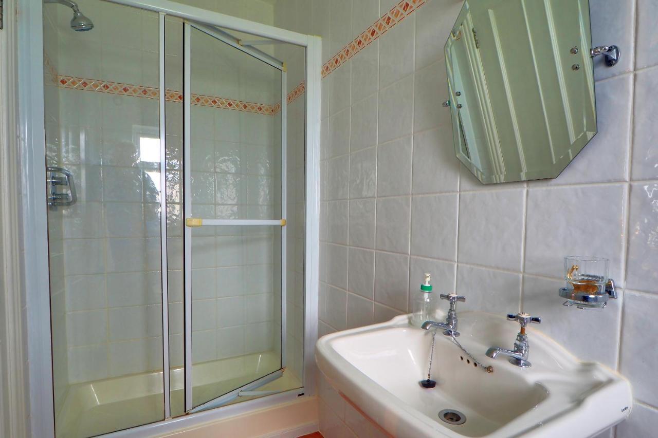Hillcrest Luxury Apartment Kilrush Esterno foto
