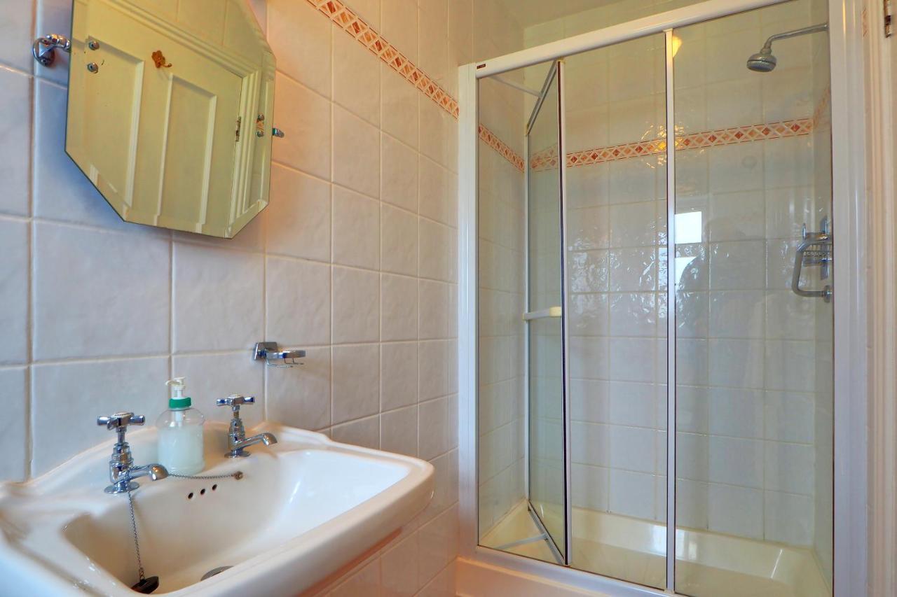 Hillcrest Luxury Apartment Kilrush Esterno foto