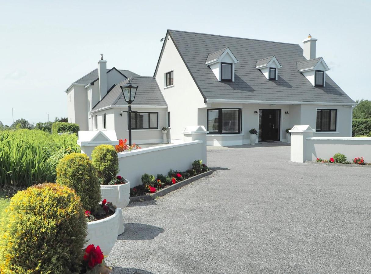 Hillcrest Luxury Apartment Kilrush Esterno foto