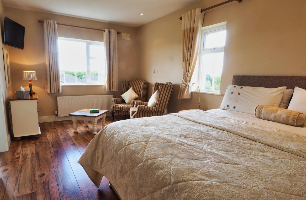 Hillcrest Luxury Apartment Kilrush Esterno foto